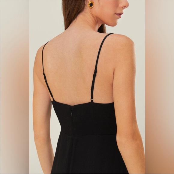 Farm Rio: Black Flowered Bust Midi Dress - Picture 5 of 13